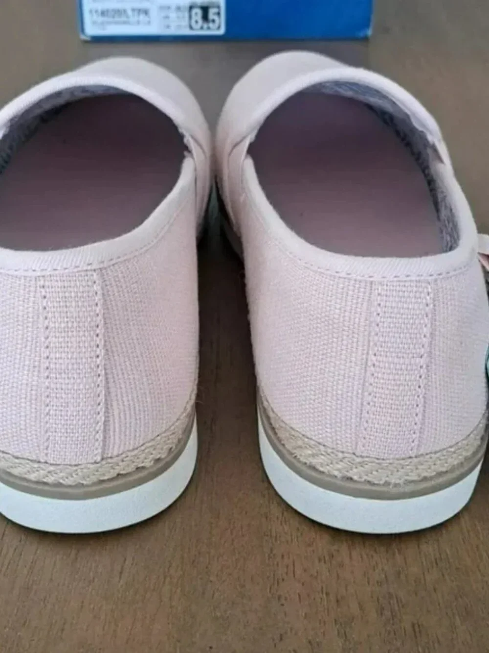 Skechers BOBS Flexpadrille LO - Color: Light Pink - Size: Women 8.5 - Picture 5 of 10